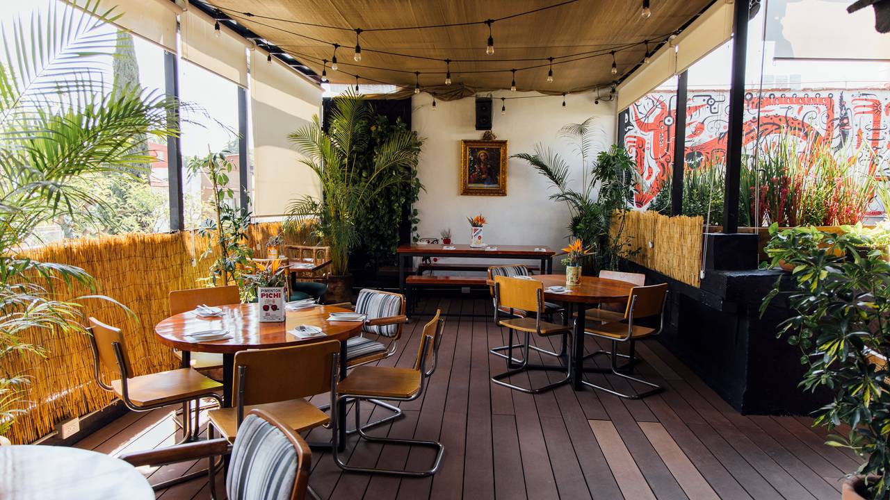 Esquina Comun Dining Room - Mexico City