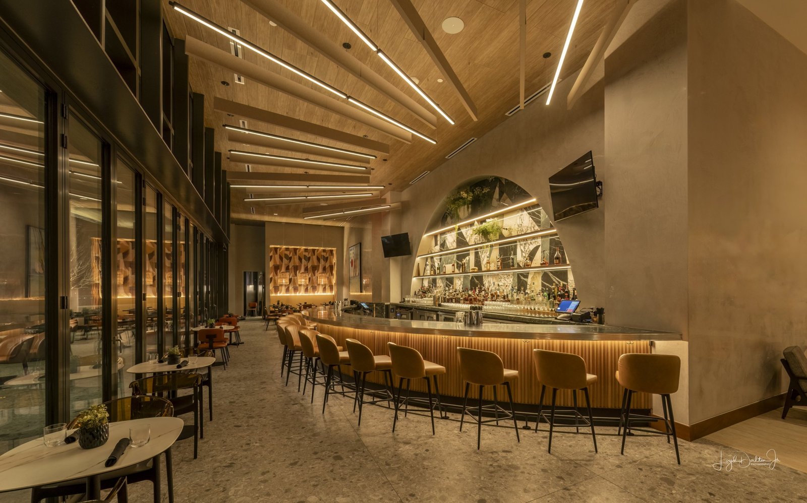 Sol7 Restaurant & Bar