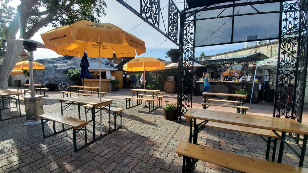 Old World Biergarten Restaurant & Bar