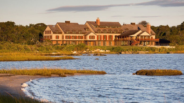 Weekapaug Inn