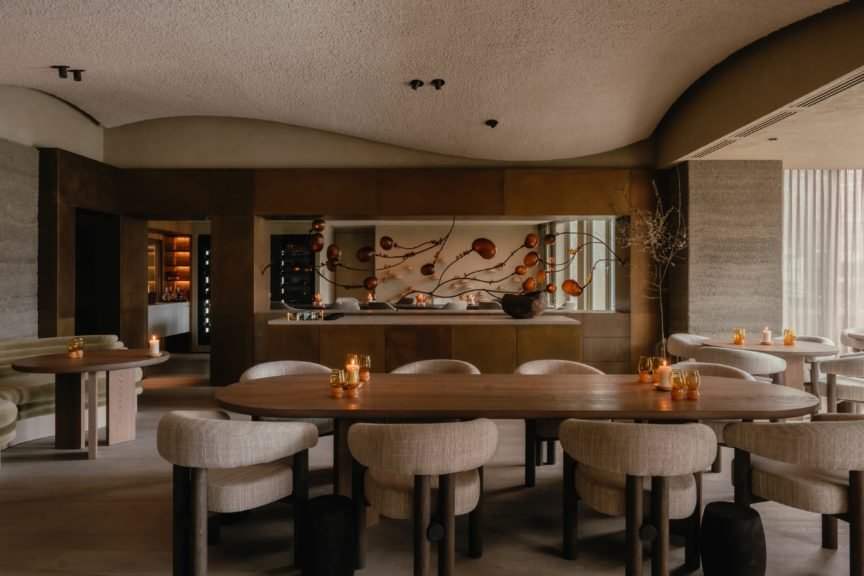 In Villa |   | The En Primeur Club