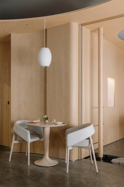 Lunar | | The En Primeur Club