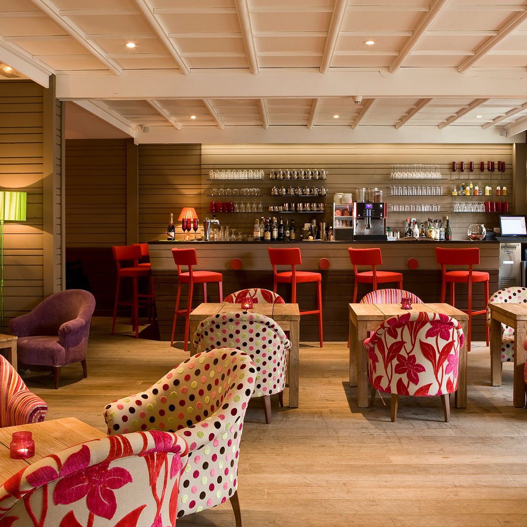 Ursus | | The En Primeur Club