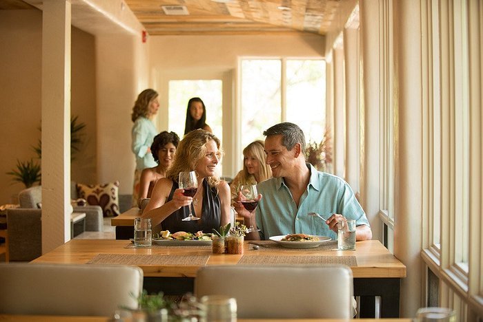 Ojo |  | The En Primeur Club