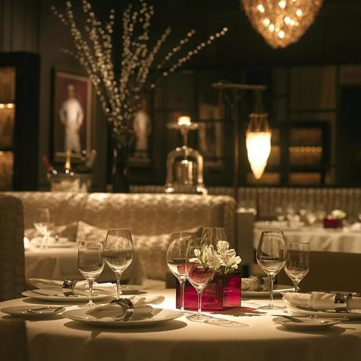 Restaurant Roots | | The En Primeur Club