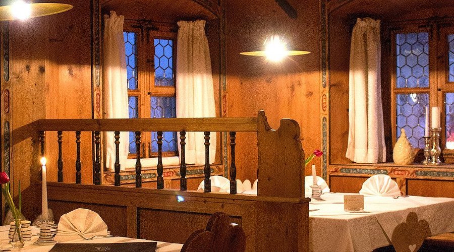 Herrenhaus | | The En Primeur Club