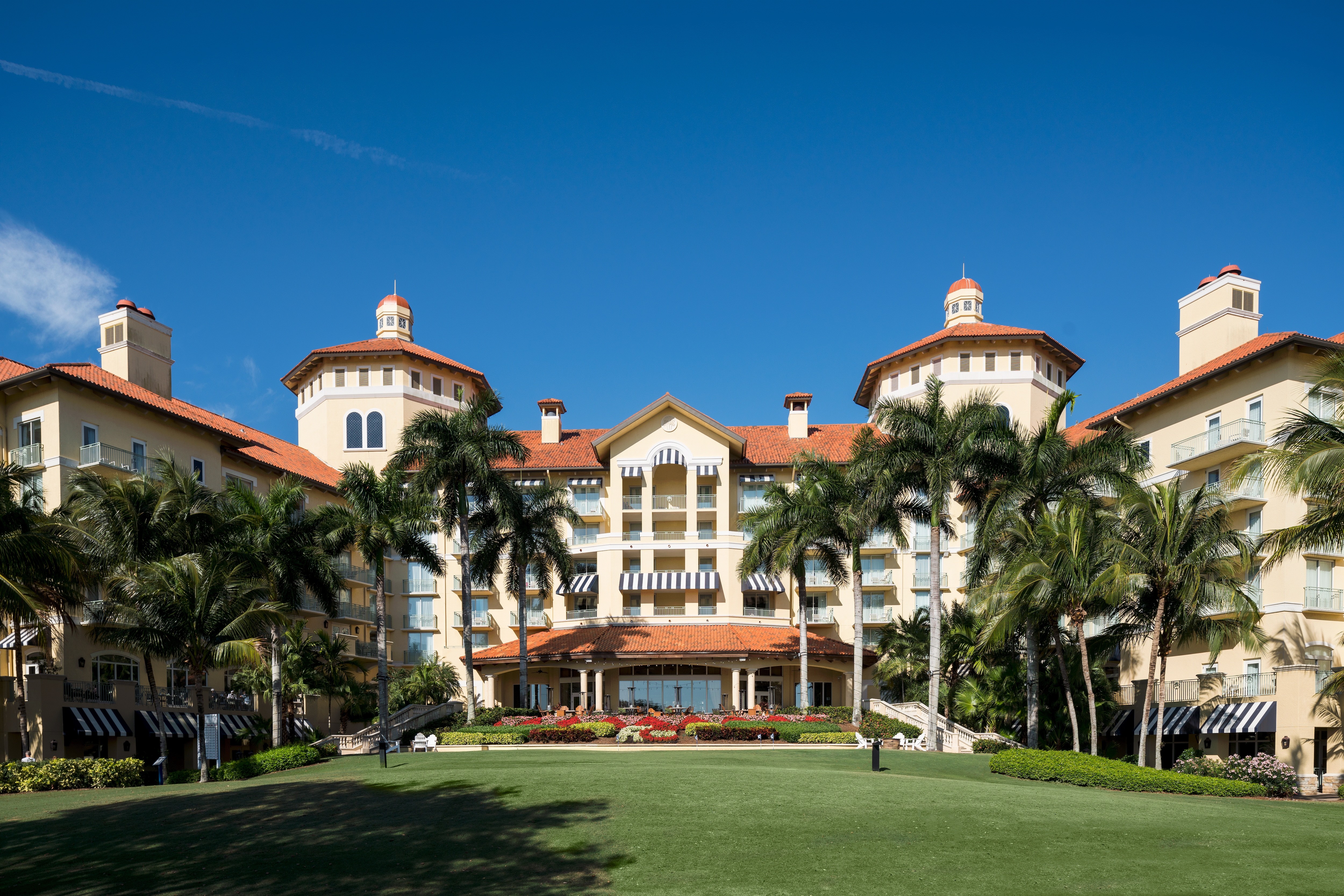 The Ritz-Carlton Naples, Tiburón