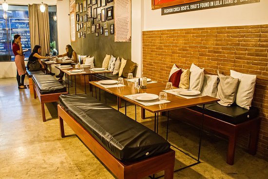 Tiya | | The En Primeur Club