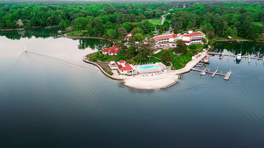The Tides Inn