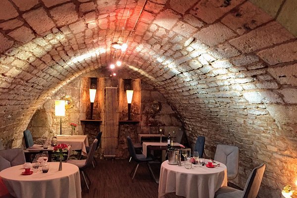 L'Essentiel |  | The En Primeur Club