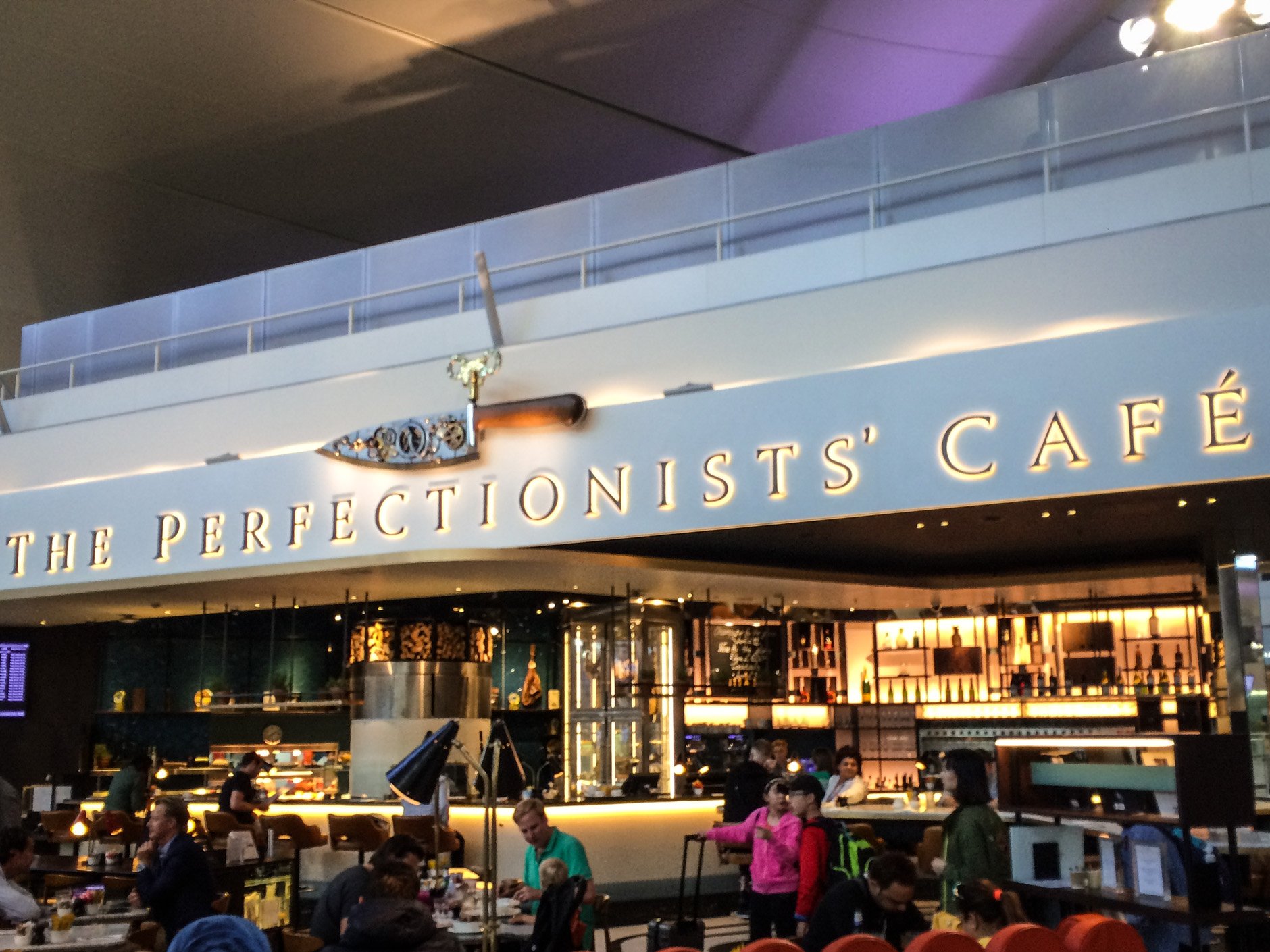 The Perfectionists' Cafe