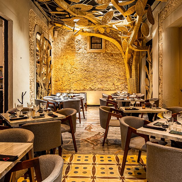 Huniik | | The En Primeur Club