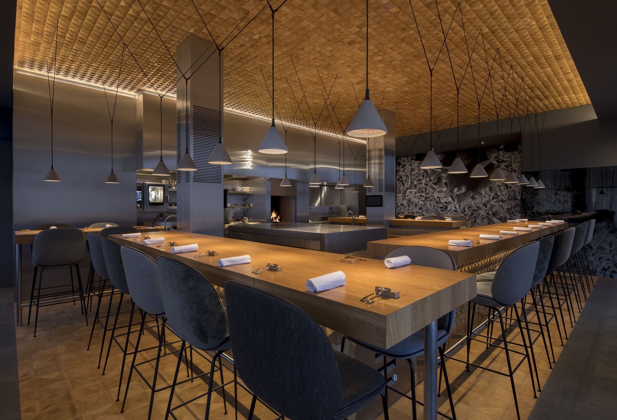 Restaurant 212 | | The En Primeur Club