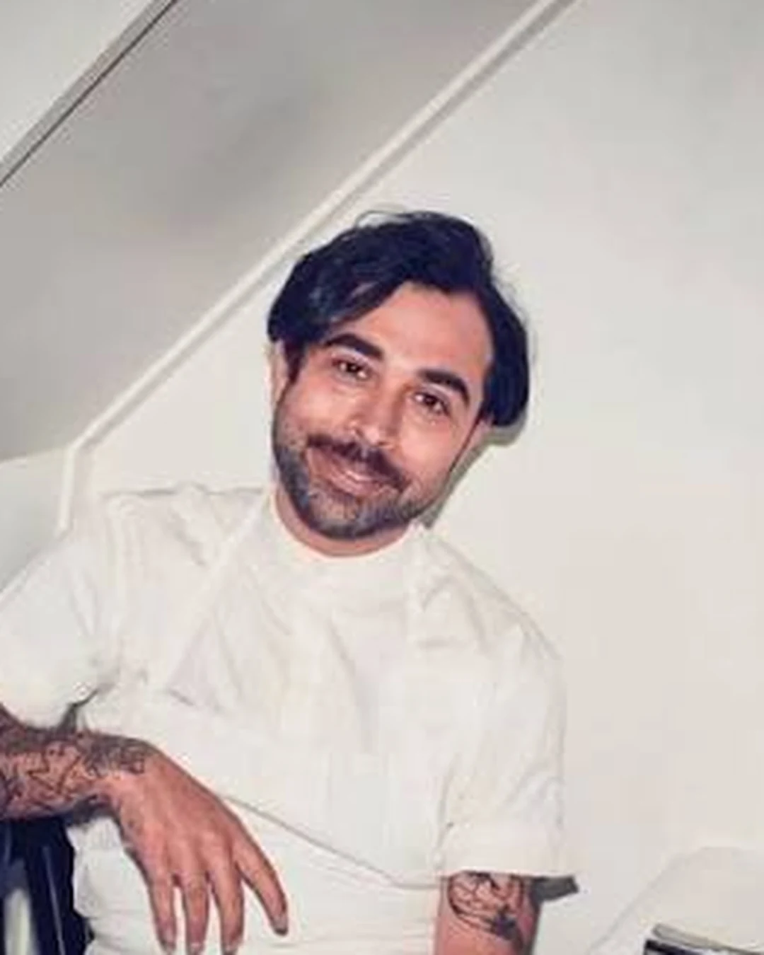 Portrait of Rob Mendoza