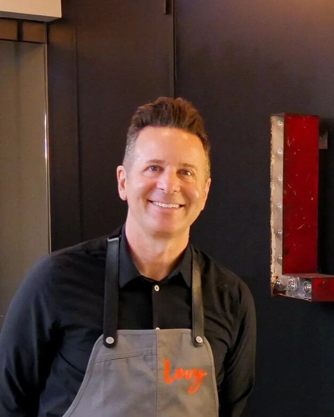 Portrait of Steve Dolinsky