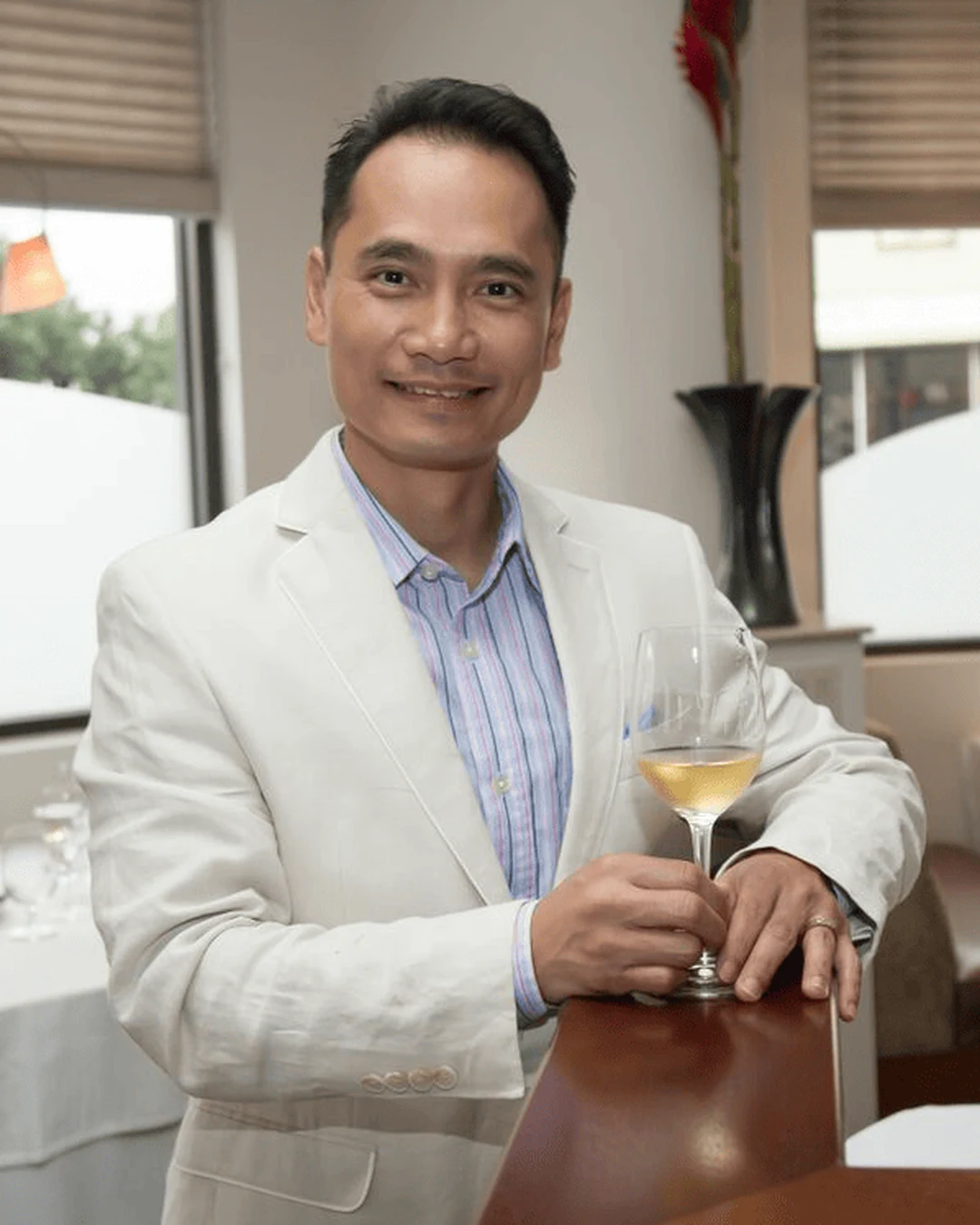 Portrait of Roberto Viernes