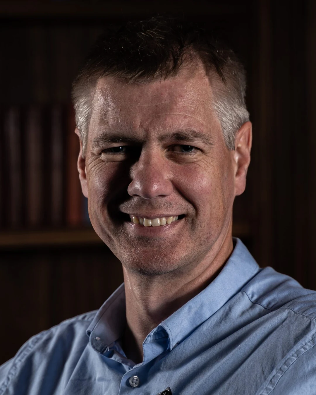Portrait of Gordon Motion