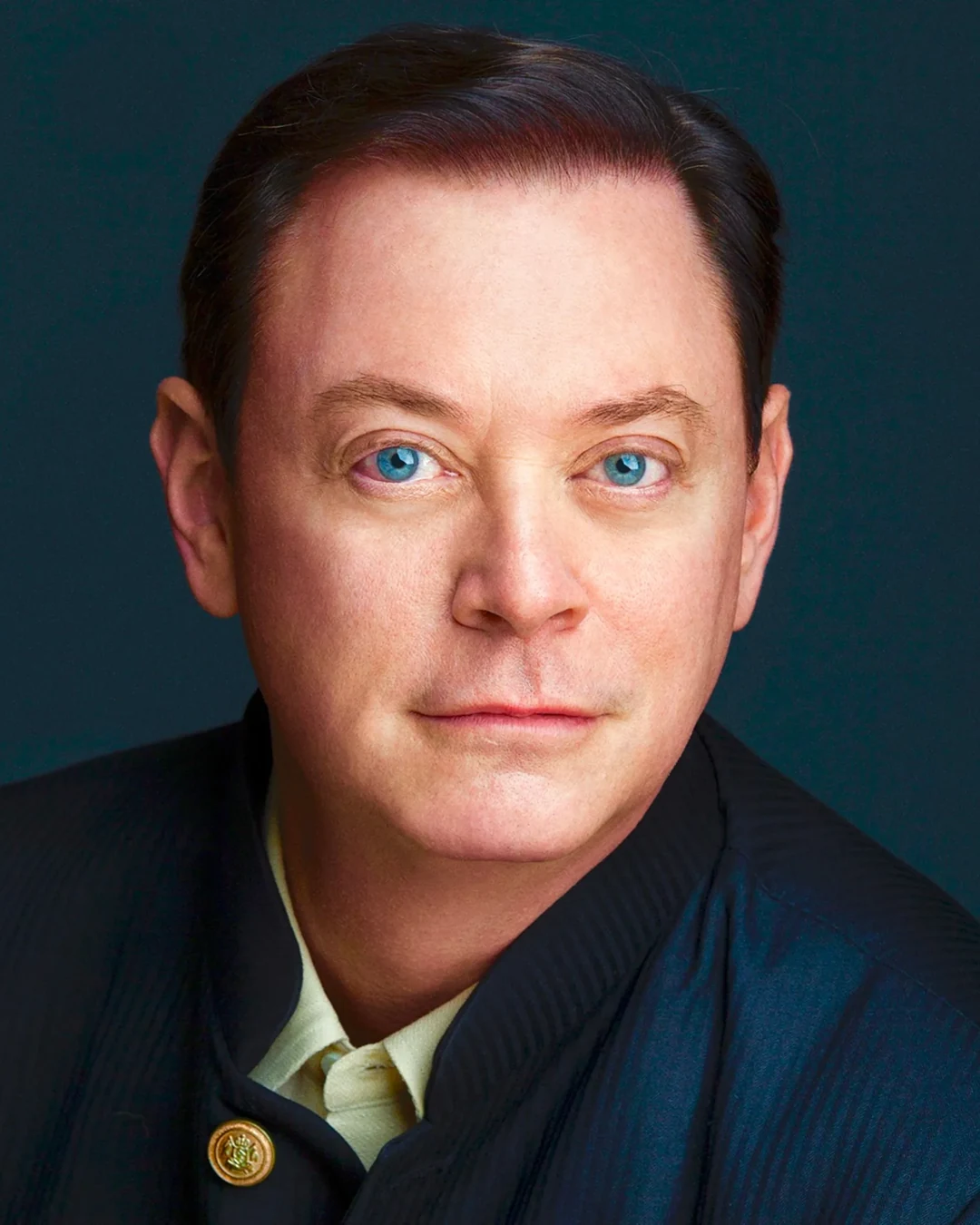 Portrait of Andrew Solomon