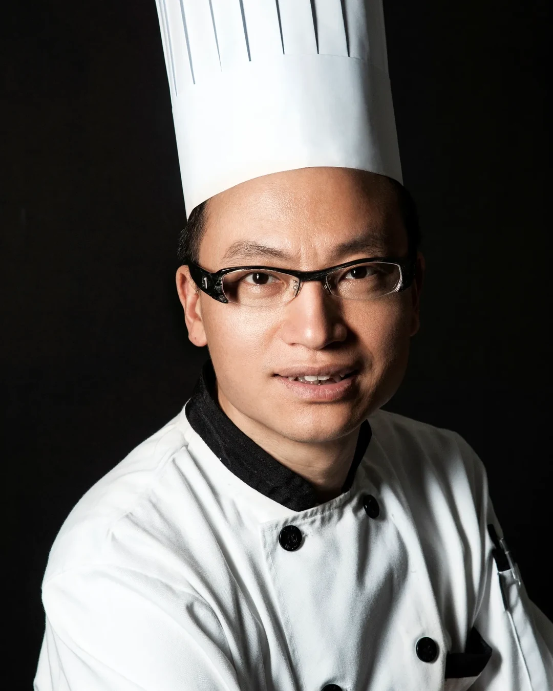 Portrait of Tony Hu