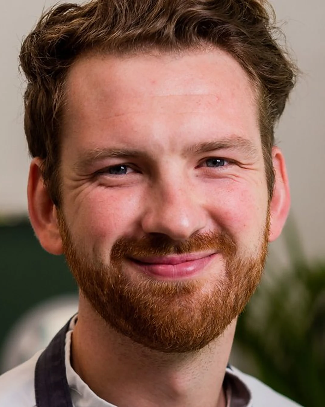 Portrait of Scott John-Hodgson