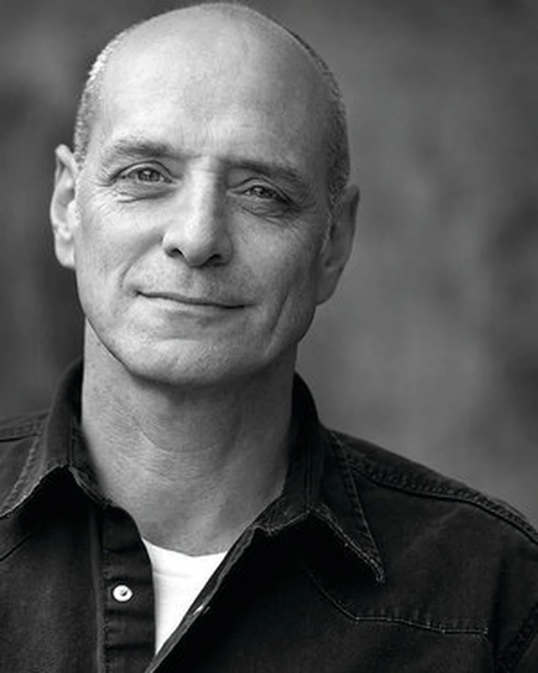 Portrait of Eric Schlosser