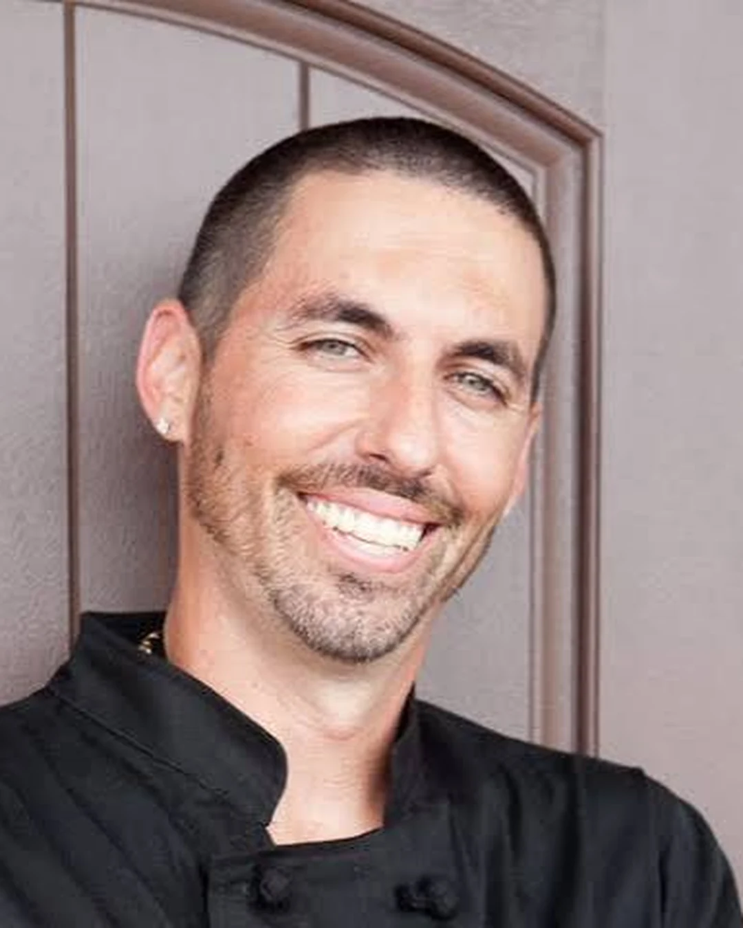 Portrait of Sean Deckter