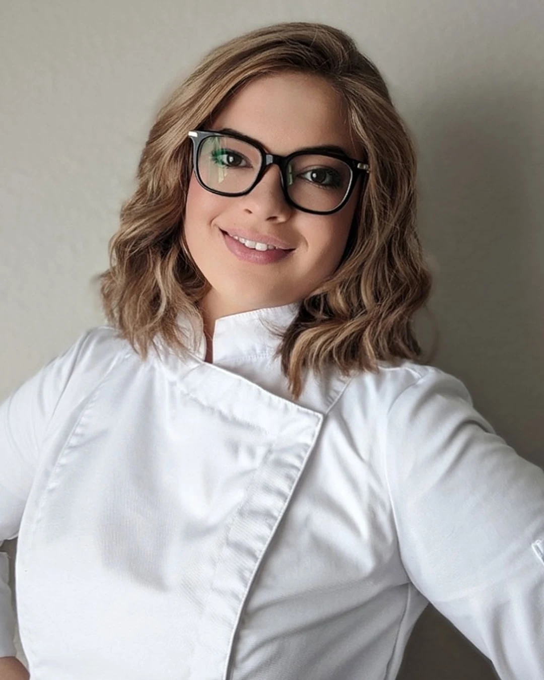 Portrait of Sarah Helzer