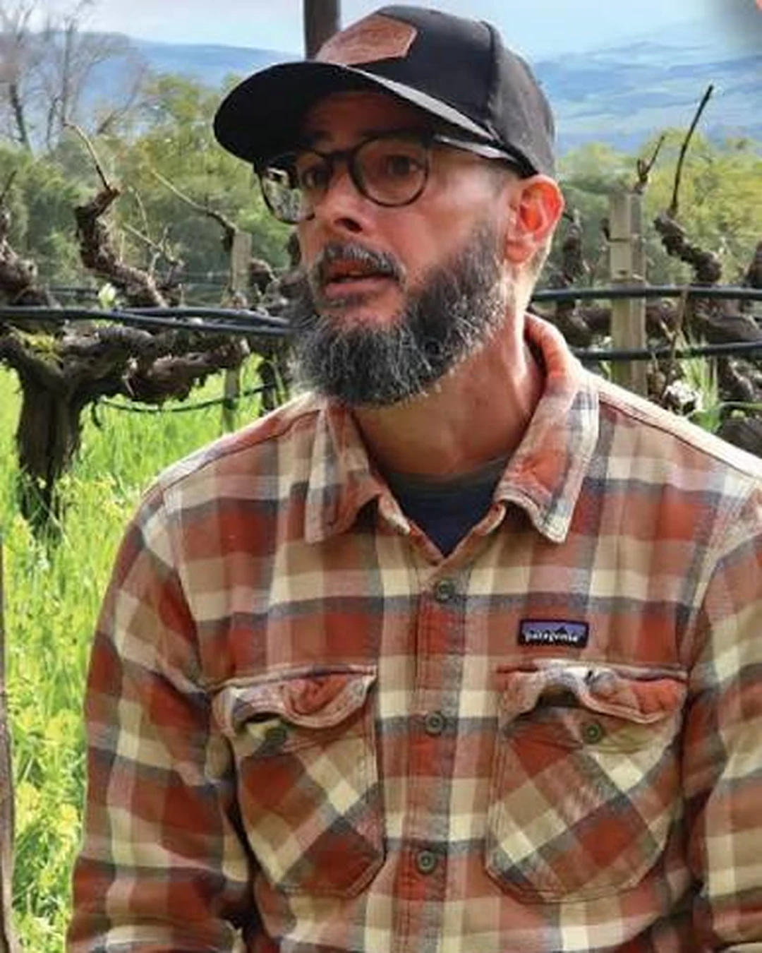 Portrait of Jason Jardine