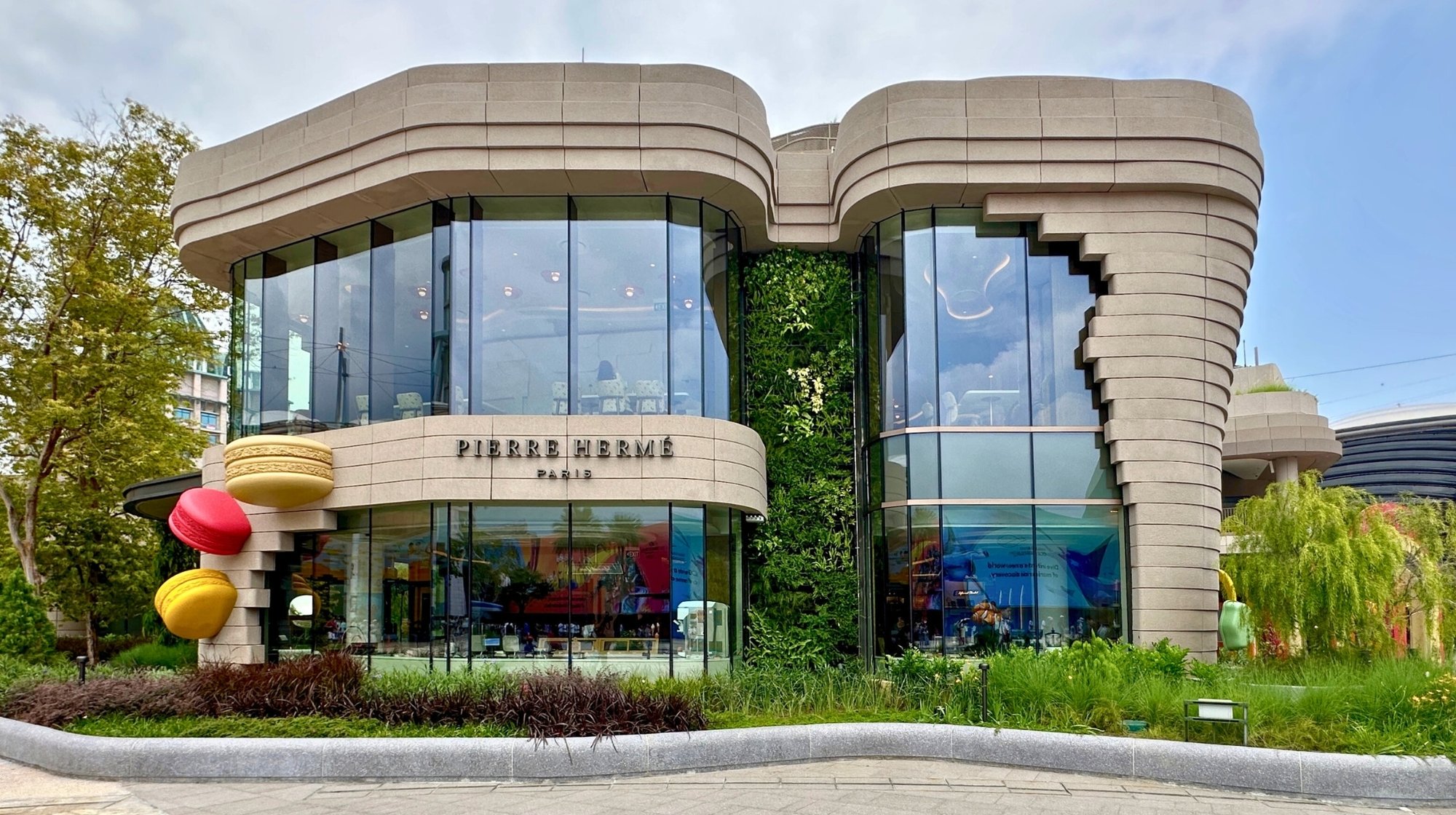 Pierre Hermé Paris