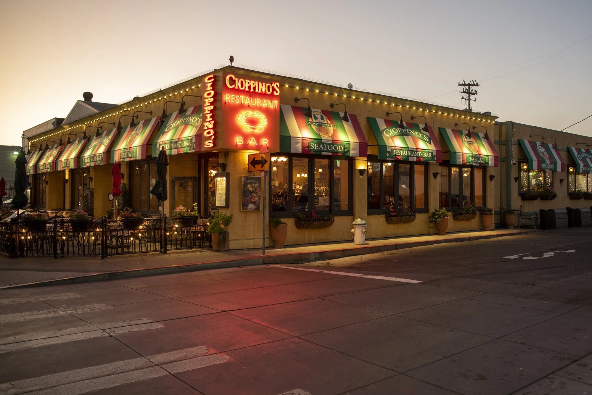 Cioppino's