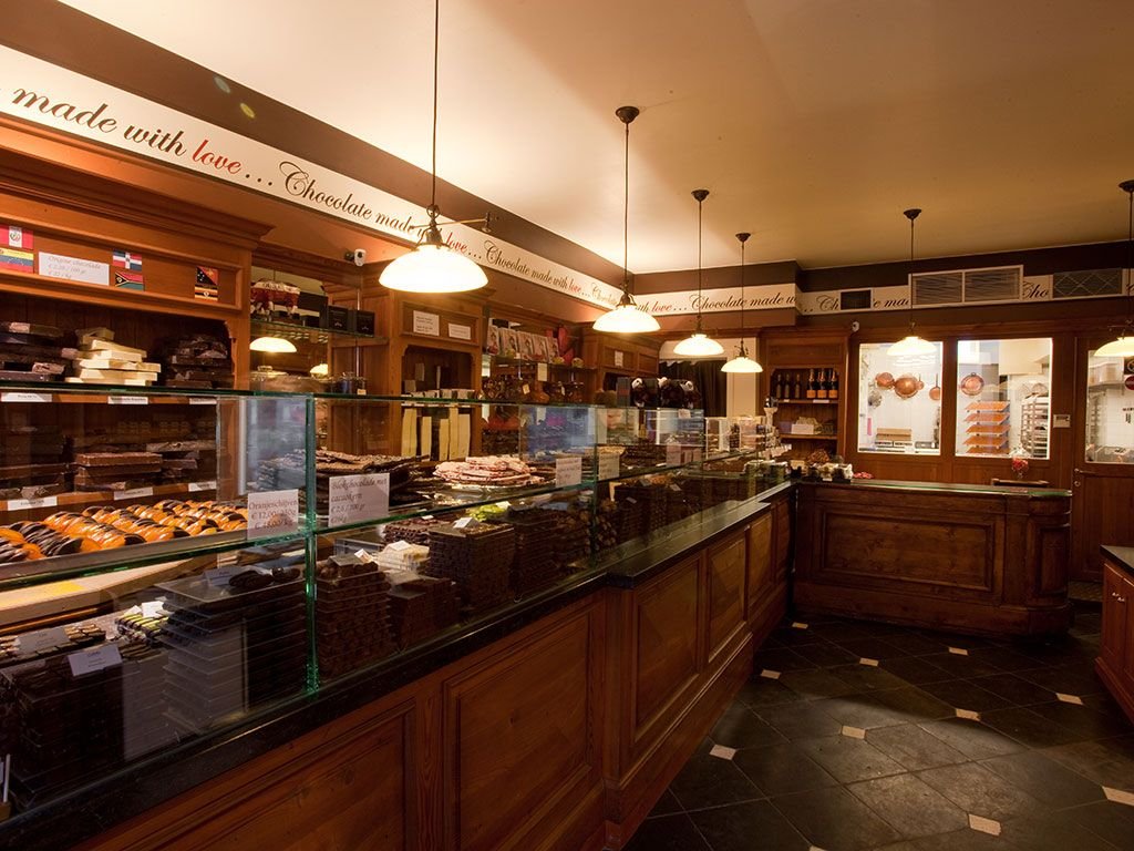 The Chocolate Line (restaurant)