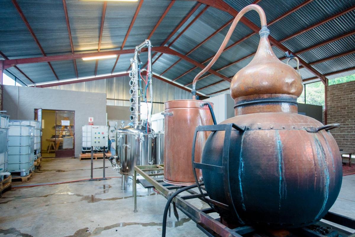 Summerfields Distillery (Duke Gin) |  | The En Primeur Club 